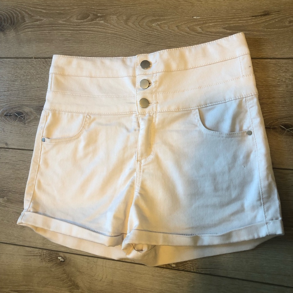 “love, Fire” Brand high rise shorts in Blush, size 7